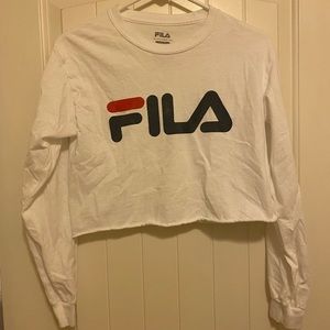 Cropped raw hem FILA tee